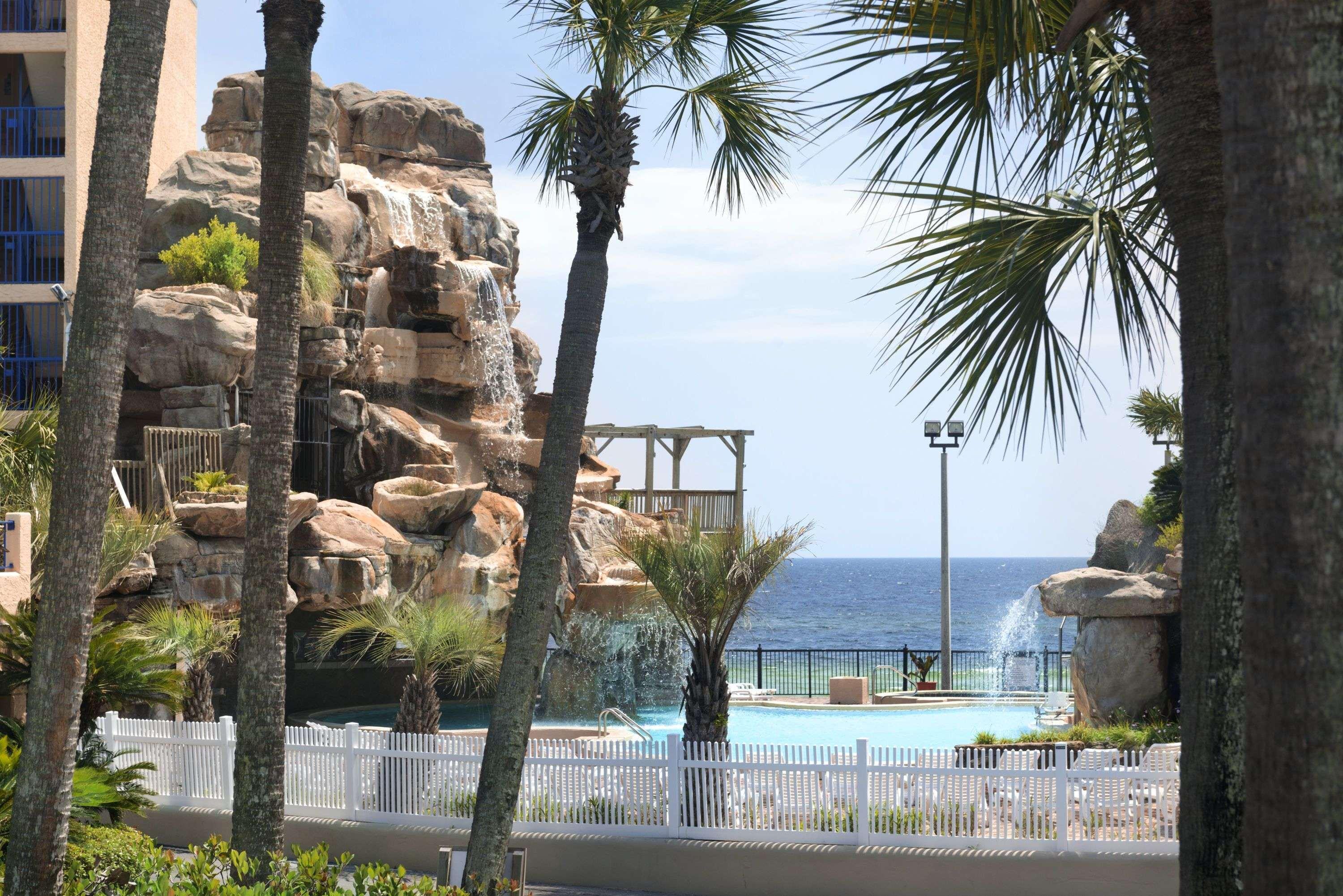 Days Inn By Wyndham Panama City Beach/Ocean Front Esterno foto