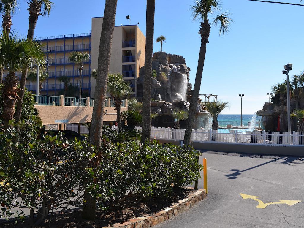 Days Inn By Wyndham Panama City Beach/Ocean Front Esterno foto