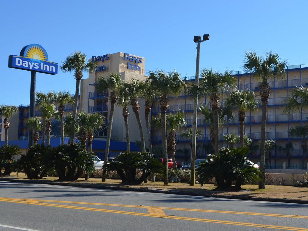 Days Inn By Wyndham Panama City Beach/Ocean Front Esterno foto