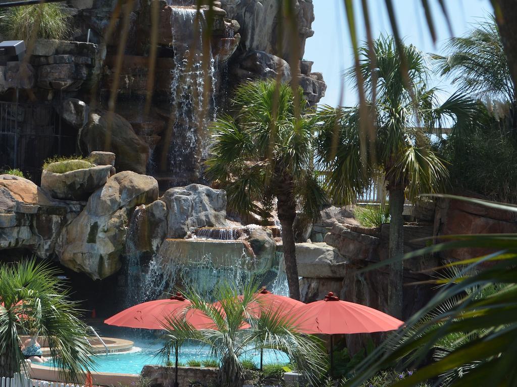 Days Inn By Wyndham Panama City Beach/Ocean Front Esterno foto