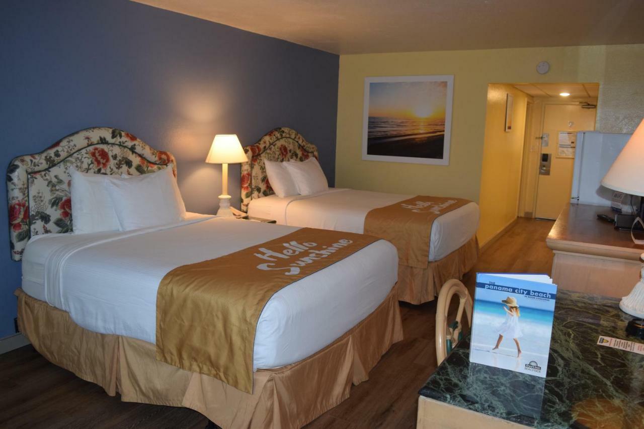 Days Inn By Wyndham Panama City Beach/Ocean Front Esterno foto